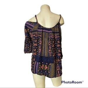 Women's Boho Print Style Cold Shoulder Top Size Large